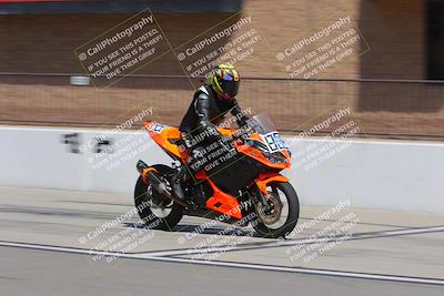 media/Aug-27-2022-Fastrack Riders (Sat) [[c588535105]]/Level 2/Session 1 Start Finish/